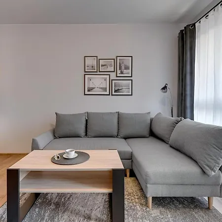 Bastion Walowa Center By Downtown גדנסק