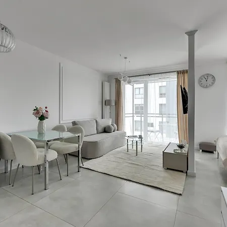 Bastion Walowa Center By Downtown Apartment